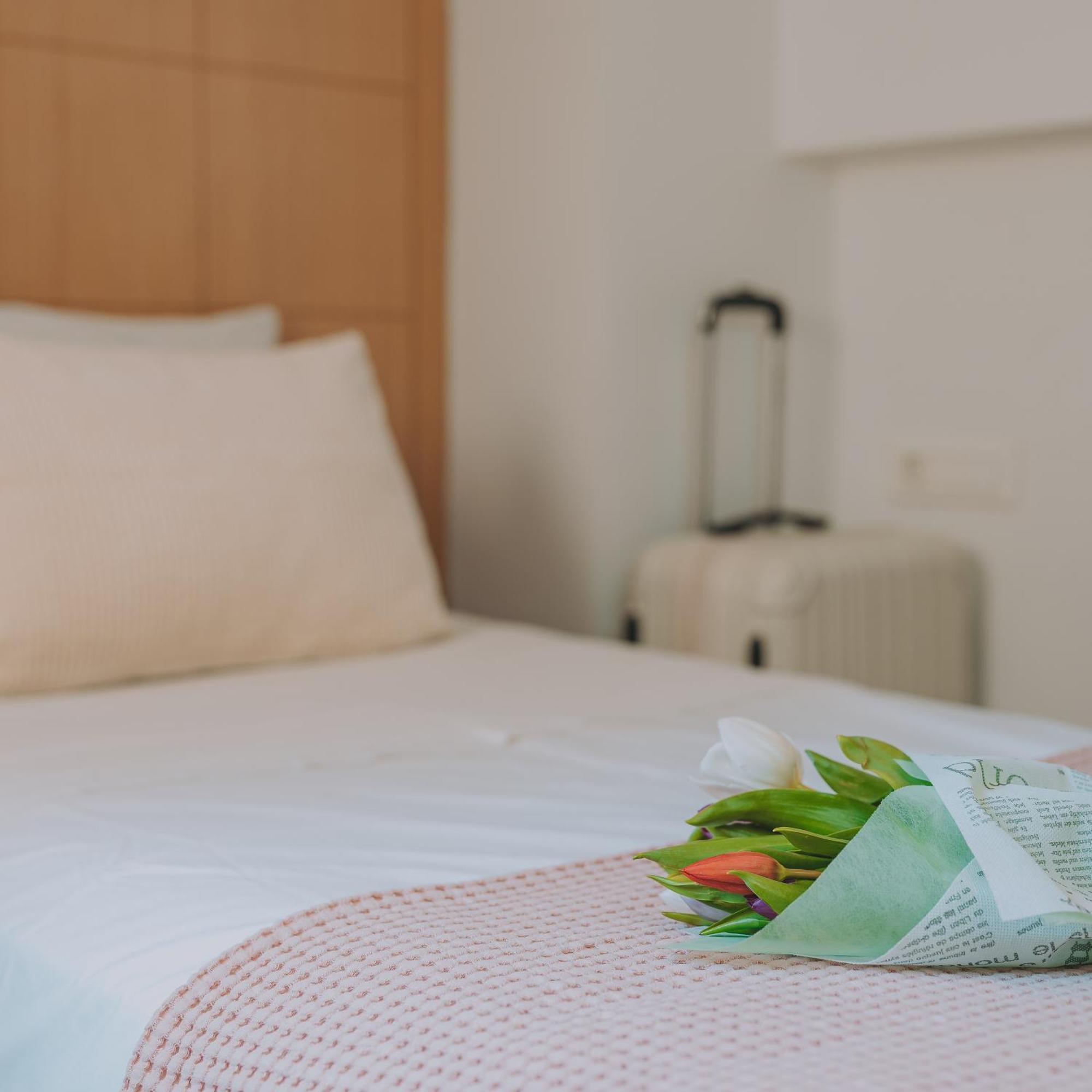 Chic Hotel Атина Екстериор снимка